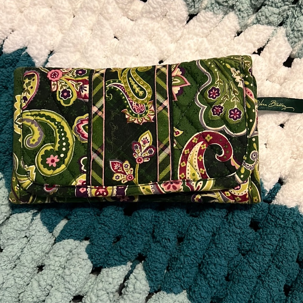 Vera Bradley rare green floral wallet, retired